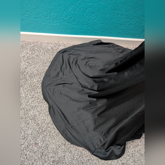 Elegant Black Long-Sleeve Wrap Maxi Dress - Picture 7 of 11